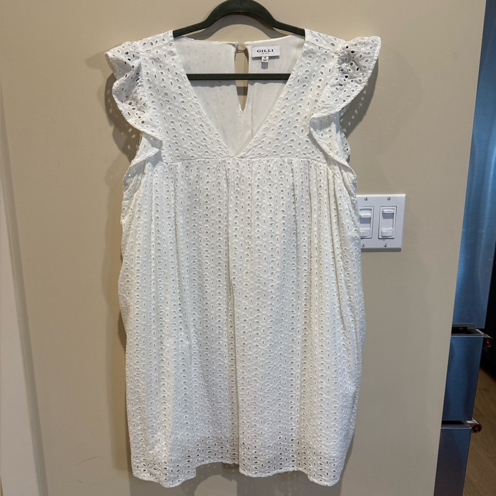 EUC Size 1X Gilli White Eyelet Babydoll Dress